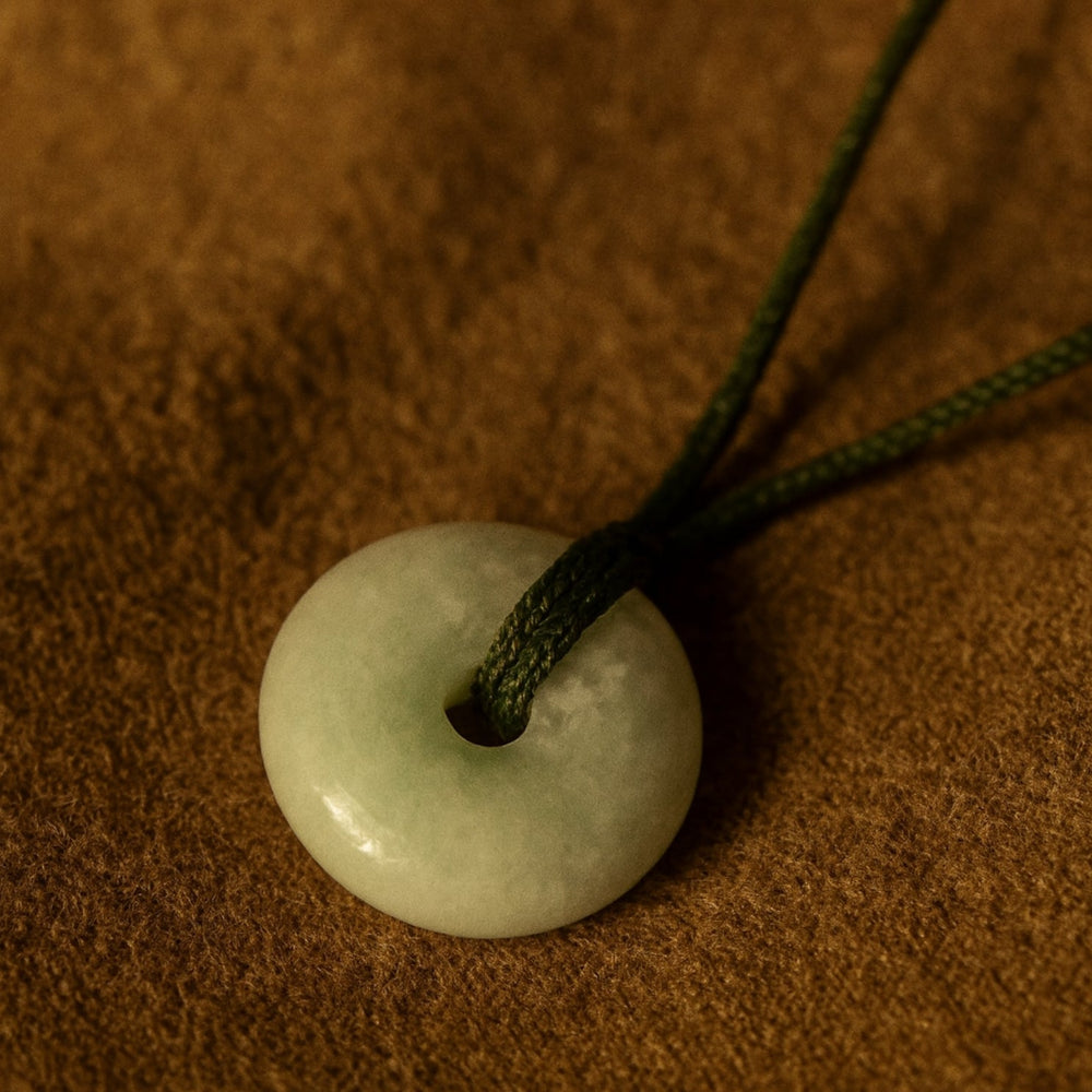 White Jade Guide: Meaning, Value, Real vs Fake, and Care for White Jade Jewelry