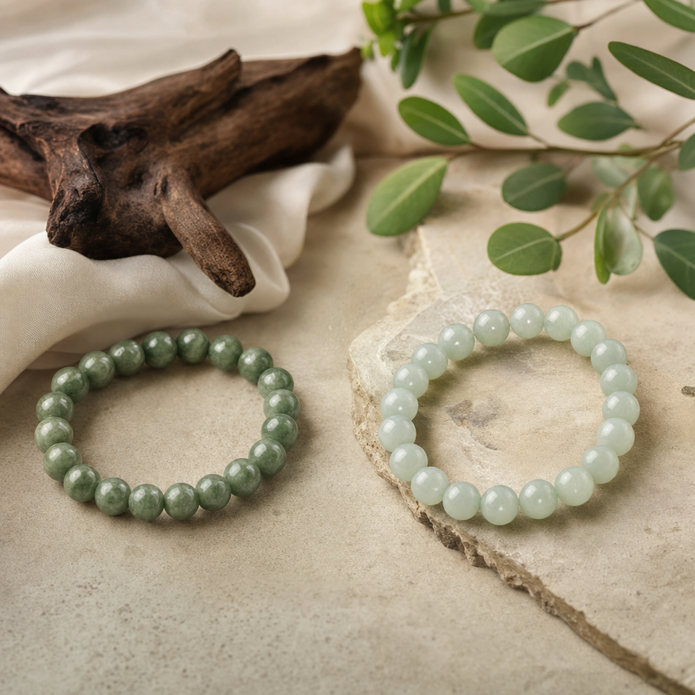 Jade and Gold Bracelets: Choosing Jadeite or Jade Beads for Daily Wear